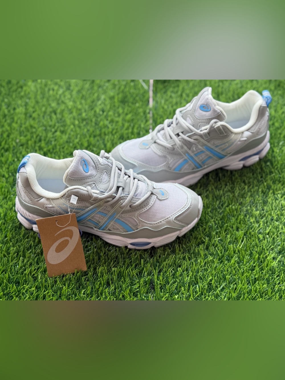 Size 9.5 Men’s And 11 Women’s - Asics Gel NYC  White And Blue